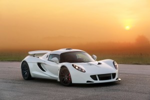 VenomGT White