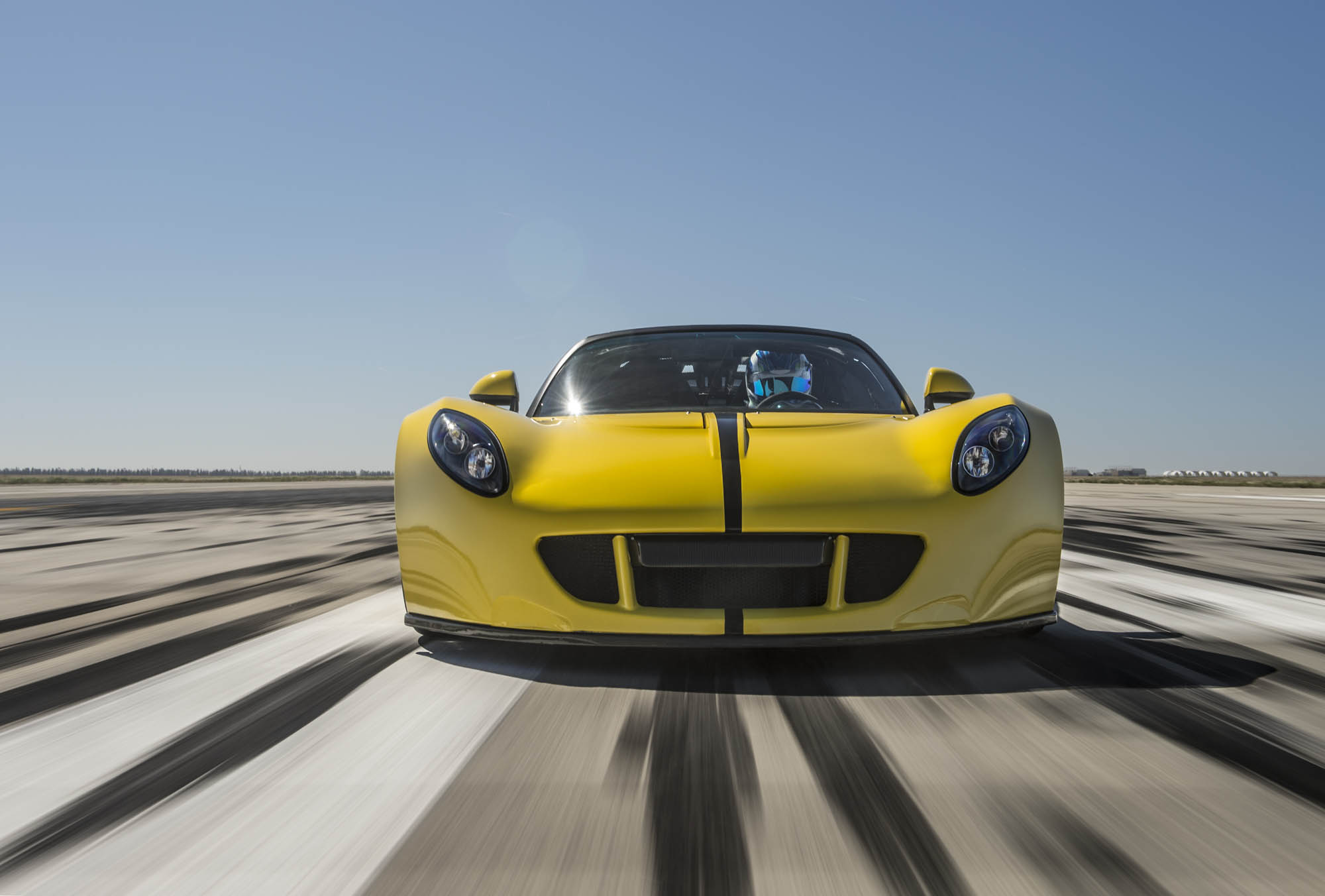 Meet the Worlds Fastest Convertible â€“ Hennessey Venom GT Spyder